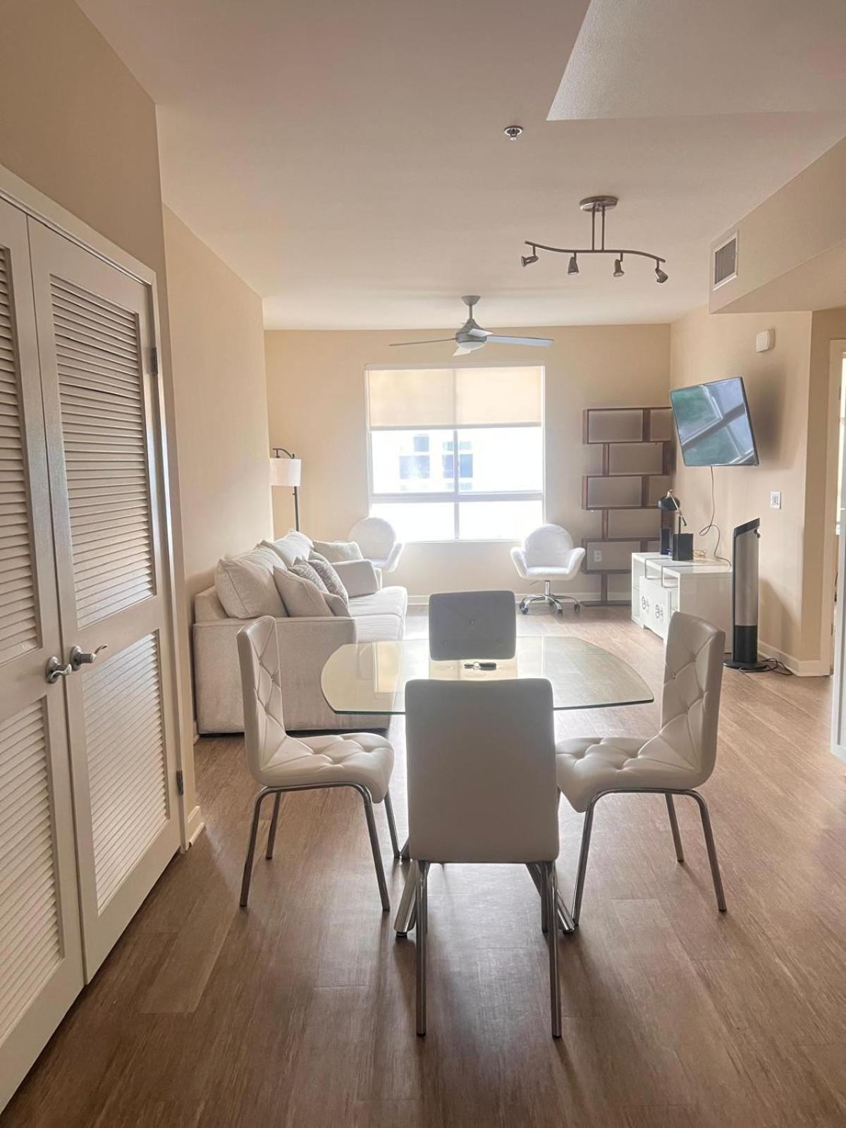 Central Apartment 4*